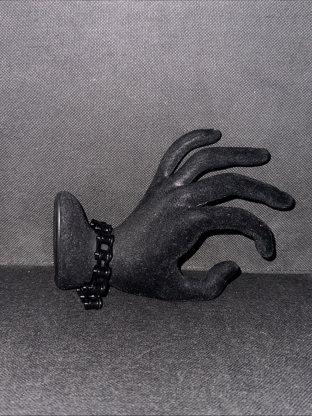 Women's Black Link Bracelet - Sleek Chain Accent